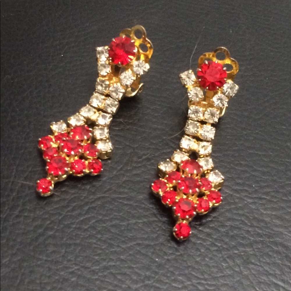 Antique earrings. Final